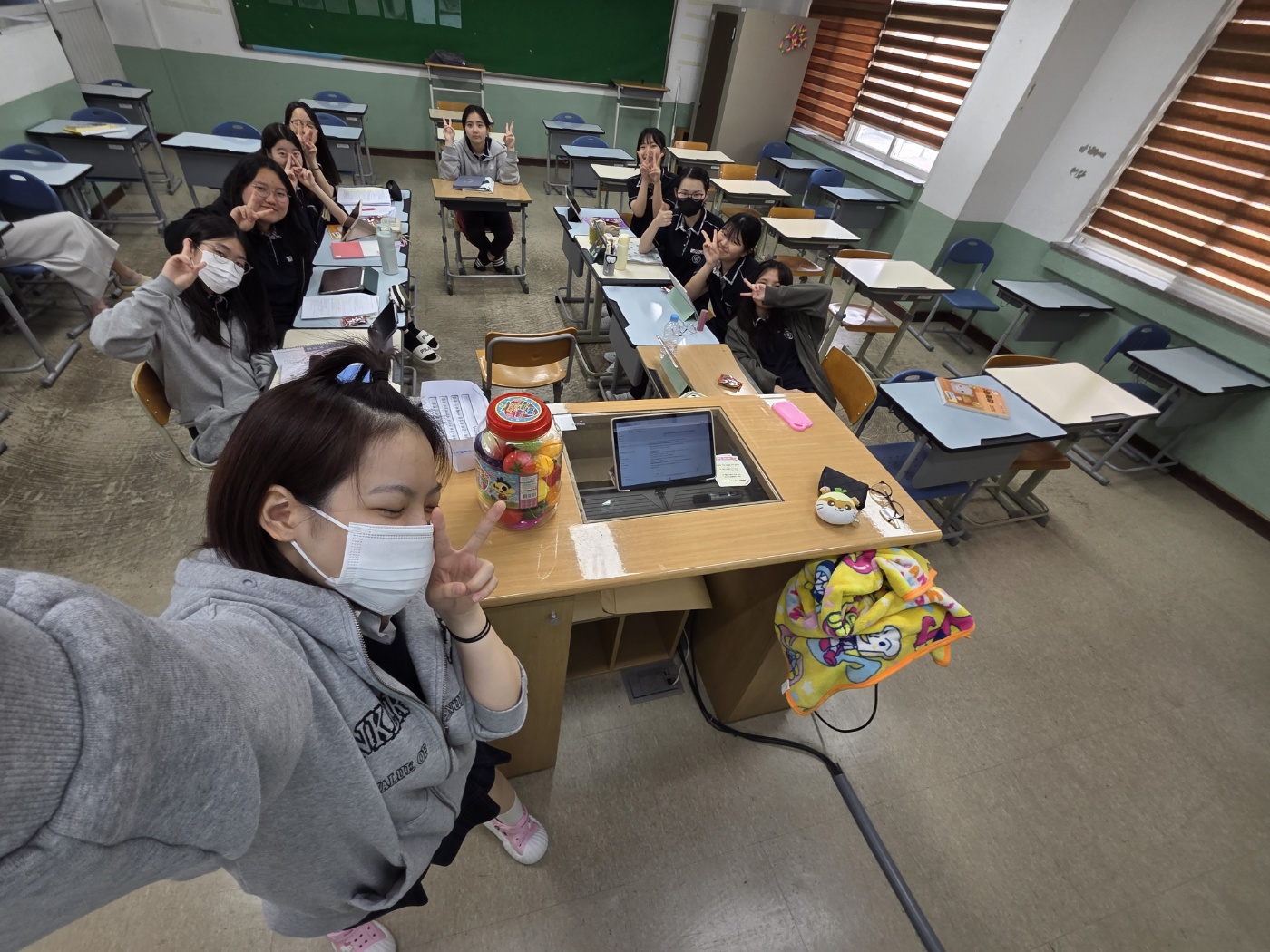 20250416 프리즘 단체사진 ♡